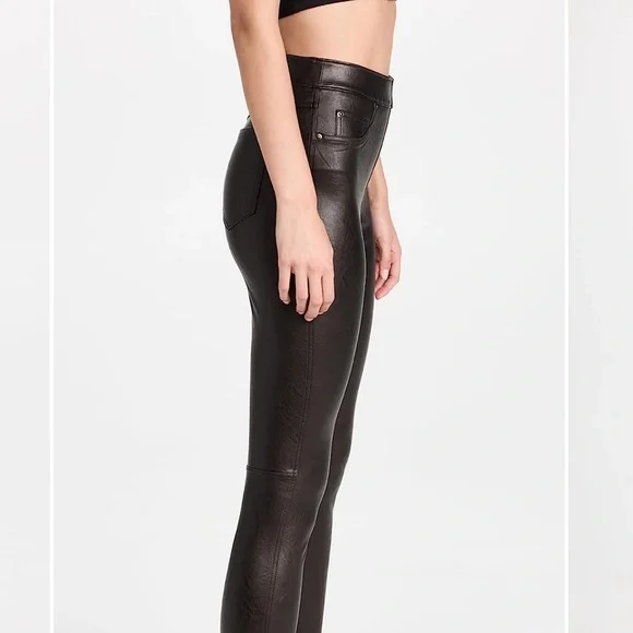 Leather Like ankle skinny pants - Picture 4 of 9